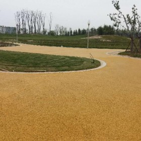 成都市彩色透水混凝土   成都市透水地坪廠家   成都市彩色透水混凝土路面  廠家生產地坪漆銷售  透水地坪生產廠家  壓花地坪材料生產廠家 送貨到工地