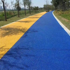 攀枝花市 彩色透水混凝土地坪  彩色透水混凝土道路  生態(tài)透水混凝土施工價(jià)格 透水混凝土材料生產(chǎn)廠家   壓?；炷敛牧蠌S家