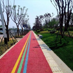 貴陽(yáng)市50厚彩色混凝土 透水混凝土價(jià)格一平米多少錢  彩色透水路面價(jià)格