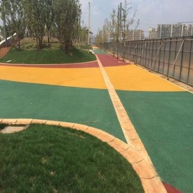 大理 生態(tài)透水地坪 c30彩色透水混凝土 車(chē)行彩色透水混凝土路 廠(chǎng)家報(bào)價(jià)