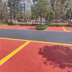 開陽(yáng)縣 彩色路面混凝土 透水鋪裝材料 透水混凝土膠水 工程報(bào)價(jià)