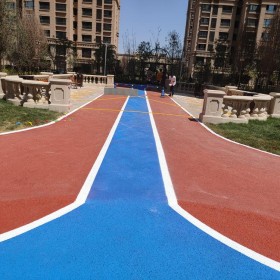 麗江市 透水混凝土跑道 生態(tài)透水地坪 彩色混凝土顏色料 材料廠家報價